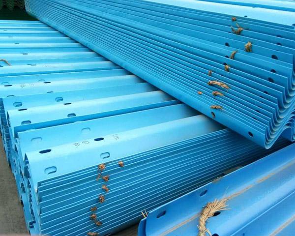 公路波形護(hù)欄板的設(shè)計(jì)要求